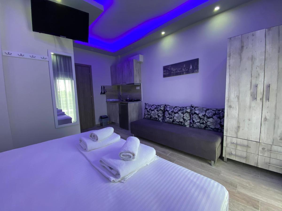 ניאה פלאגיה Nikolaidis Apartments מראה חיצוני תמונה