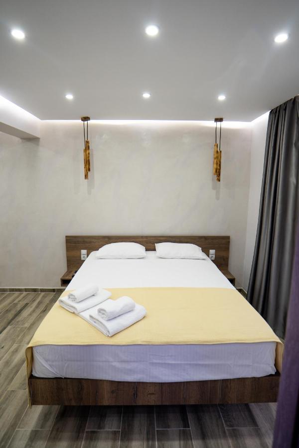 ניאה פלאגיה Nikolaidis Apartments מראה חיצוני תמונה