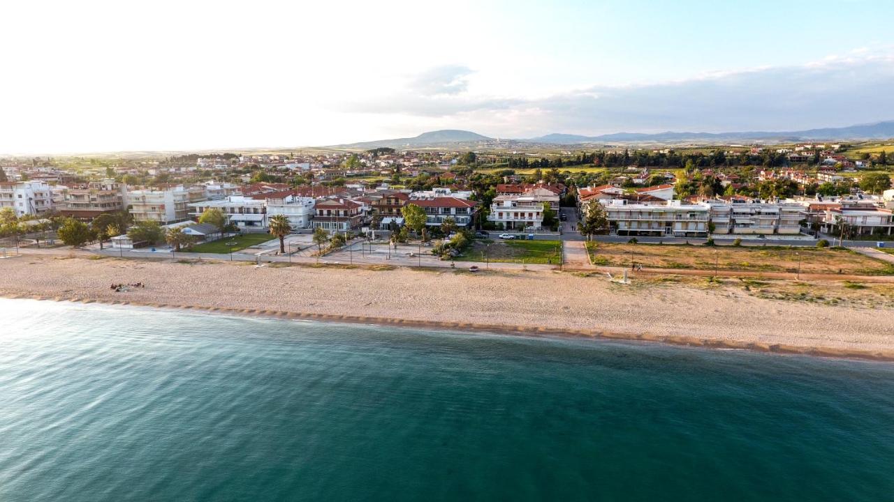 ניאה פלאגיה Nikolaidis Apartments מראה חיצוני תמונה